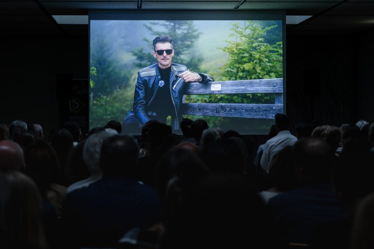 Volles Haus für Doku „20 Jahre Herbert Pixner Projekt“ in Innsbruck